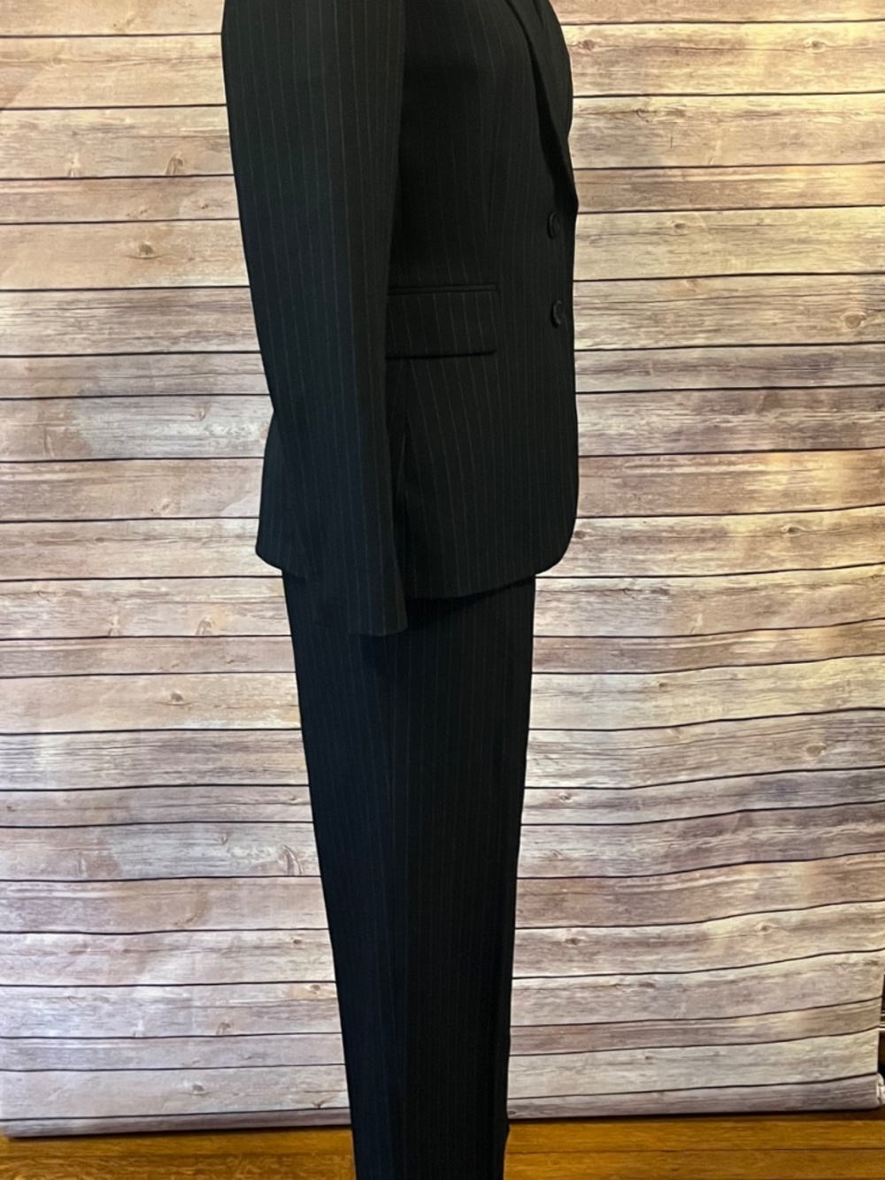 Tahari ASL Black Pinstripe Pantsuit 2 Button Blazer Flat Front Pants 6 MINT $278 - Picture 4 of 15